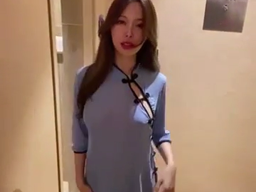 超火馬來西亞電競主持女神 Gatitayan 最新下海流出冰塊挑逗超粉乳粒 跳蛋攻擊麻酥酥淫叫聲