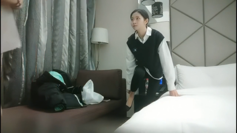 【獨家AI修復】2021.12.4，返場極品學妹，【乾淨利速】，萬眾期待呼聲很高，清純校園女神，近景口交，69，粉嫩鮑魚，後入啪啪插