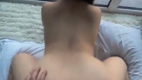 眼鏡少婦偷情 和你老公誰舒服 門打開 對面看到怎麼辦 沒事 大窗戶前被操不過癮 還要開門操 偷情也玩刺激