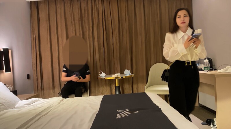【超清4K版精品】，3000一炮，【推車探花】，極品氣質佳人，高冷女神其實也是淫蕩小慾女，極品反差婊，推薦！