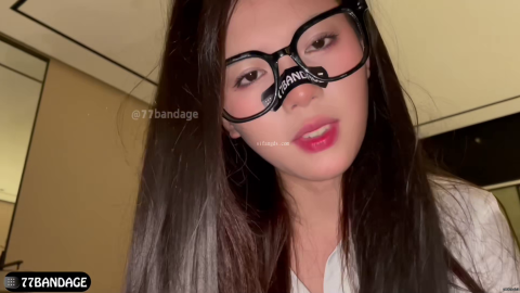 小二先生77bandage創口貼貼-極品女神一到賓館就被我拉到床上一頓猛幹，乾的女神各種阿黑顏淫叫不斷