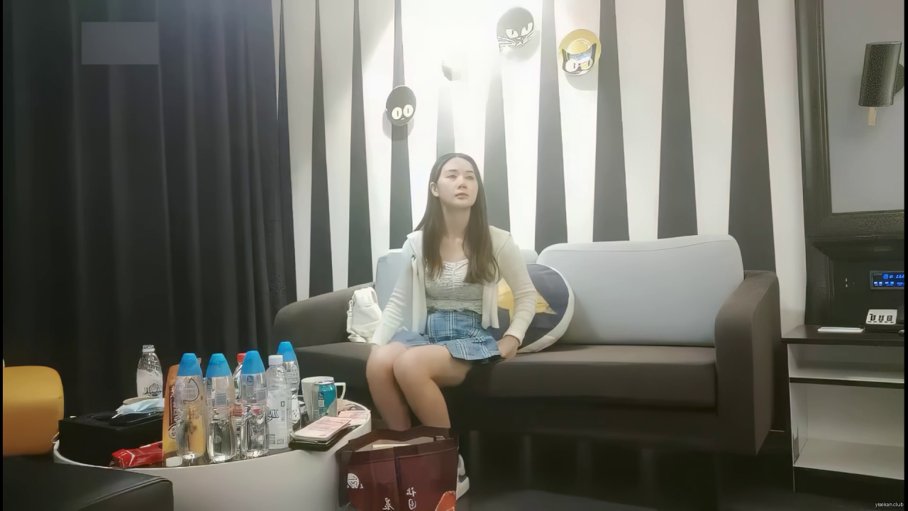 【獨家AI修復】沈先森帶你找外圍 短裙甜美萌妹子被操哭 粉嫩美穴清晰可見
